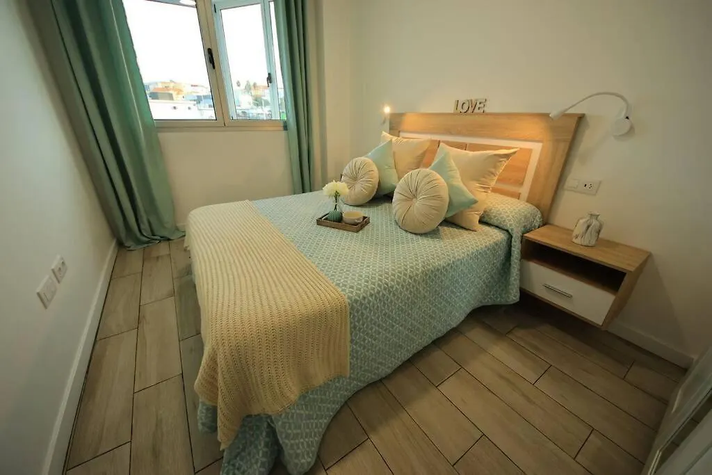 Las Palmeras In Playa La Garita - Beach Apartment Испания