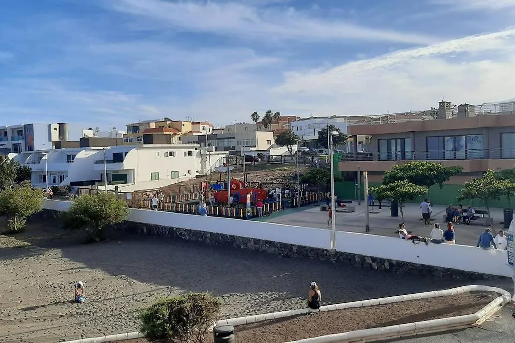 Las Palmeras In Playa La Garita - Beach Apartment